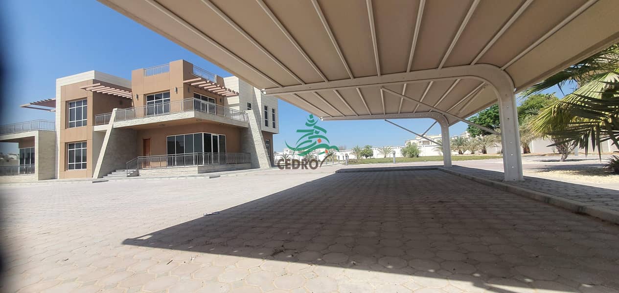 62 Luxury modern  Five bedrooms villa fully furnished  in mohamad bein zaid city