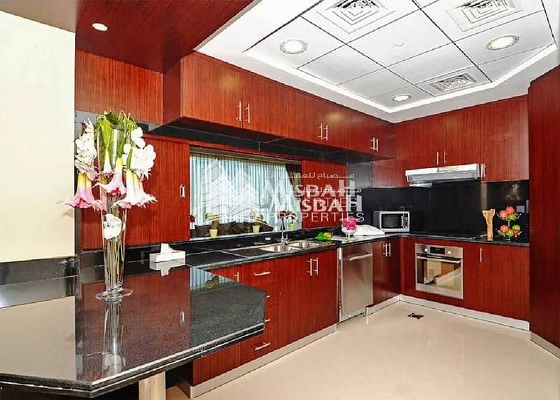 10 Luxurious 3BHK 4Bath Dining+Maid+Laundry Room FITTED KITCHEN 2 Car Parking Apt in AL Barsha near MOE