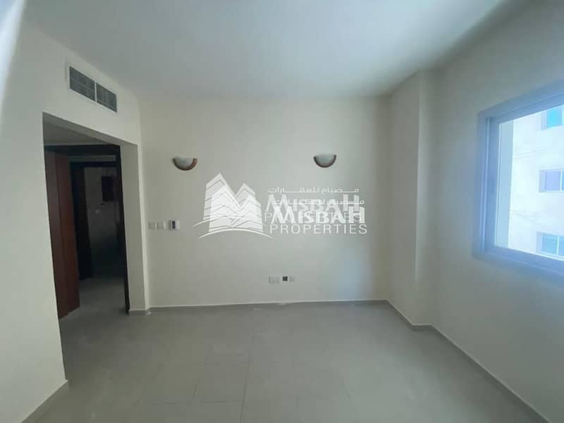 GYM & POOL| FOR FAMILY | 1BHK | NEAR MOE