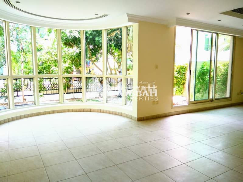 Spacious 5 BR villa  Near Water Canal/ Business Bay- with common pool