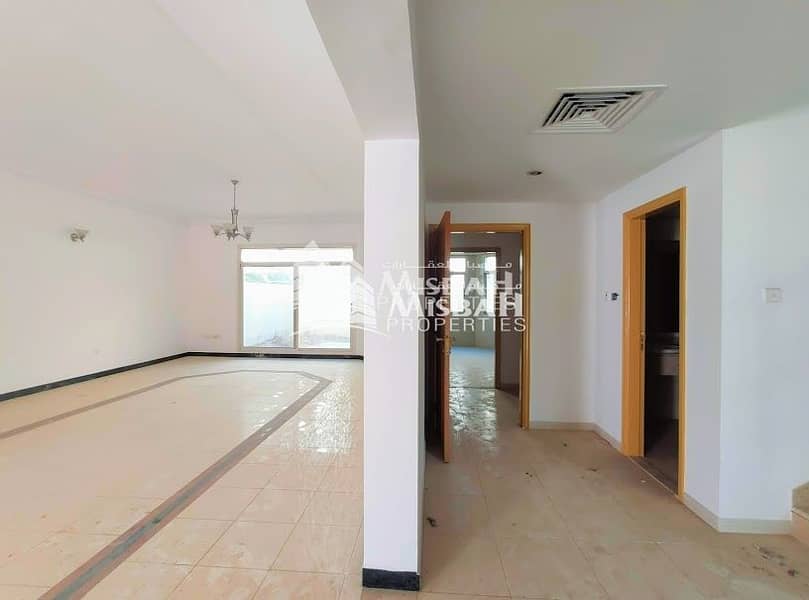 6 Spacious 5 Bedroom Villa in Jumeirah: with Private Garden space