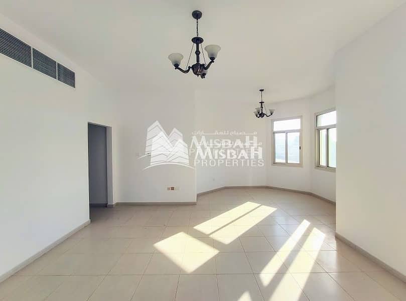 11 Spacious 5 Bedroom Villa in Jumeirah: with Private Garden space