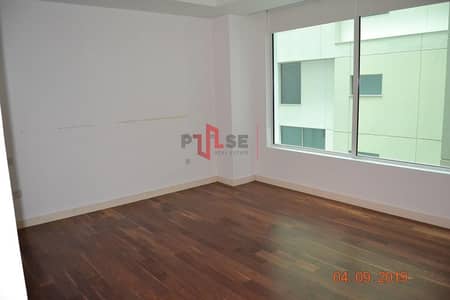 Prestigious 3 Bedroom with Courtyard view at Limestone House! Prestigious 3 Bedroom with Courtyard view at Limestone House!