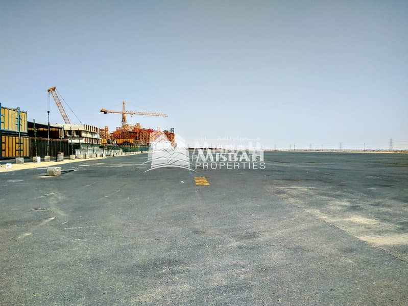 9 Cheap Rent: Commercial Open land with warehouse : 111000 sqft Land with warehouse