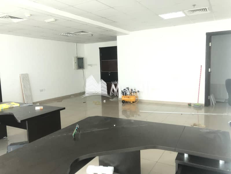 9 1134sqft Office @ AED 55/sq. ft  with Free Parking Near Al Mulla Plaza
