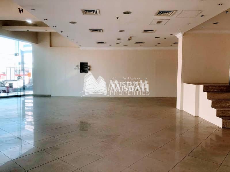 9 Showroom @ AED 70/sq. ft of 2