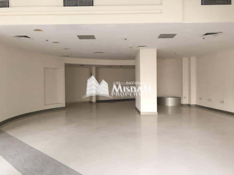 4 1889 sq. ft Shop for Rent on Main Road near Clock Tower and Deira City Center