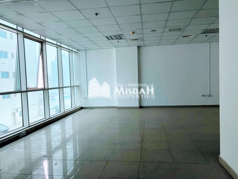 2 823 sq. ft Fitted Office @ AED 55/sq. ft with 1 month grace period