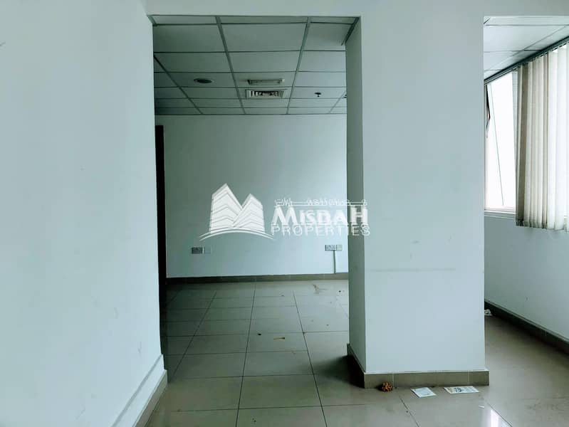6 823 sq. ft Fitted Office @ AED 55/sq. ft with 1 month grace period