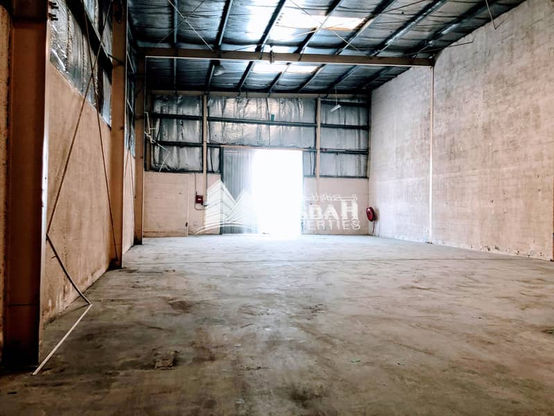 4 913 sq. ft Warehouse with NO TAX @ AED 30/sq. ft in Umm Ramool