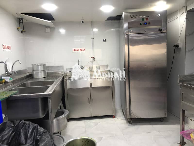 8 Fully Equipped Restaurant for Sale in Jafza