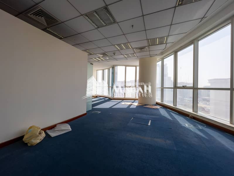 10 365 sq. ft. | Fully Fitted Office with Free Chiller near Deira City Center