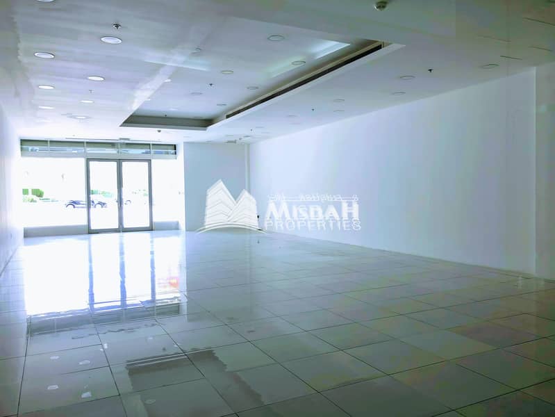 10 366 sq. ft. Shop for any activity with Free Chiller near Deira City Center