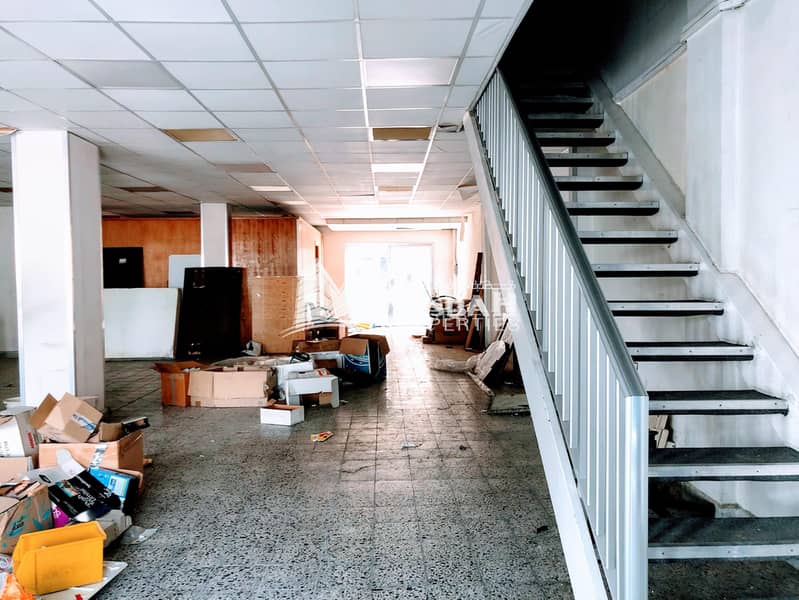 3 AED 75/sq. ft. for 4000 sq. ft Shop with Ground+Mezzanine near Karama Park