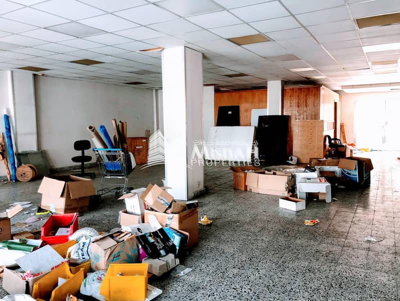 14 AED 75/sq. ft. for 4000 sq. ft Shop with Ground+Mezzanine near Karama Park