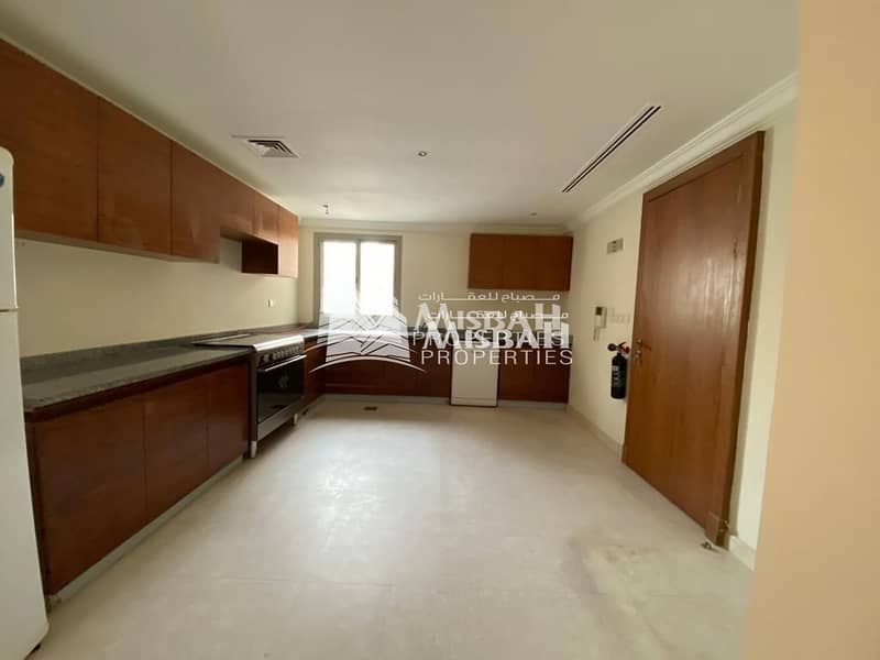 2 2 month free amazing 5 bedroom kitchen appliances villa for rent al barsha 1 gym pool maid room AED