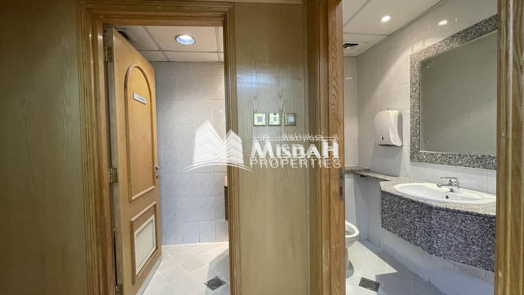 28 507 sq. ft | Fully Fitted Office | Chiller Free | Parking Free near Deira City Center