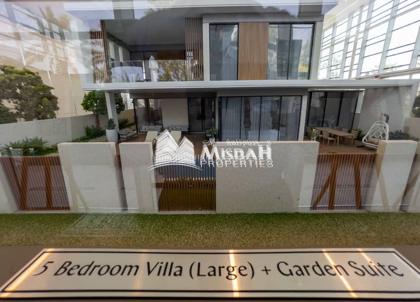 5 5 Bedroom Large Villa with Garden Suite opp. Dubai Studio City