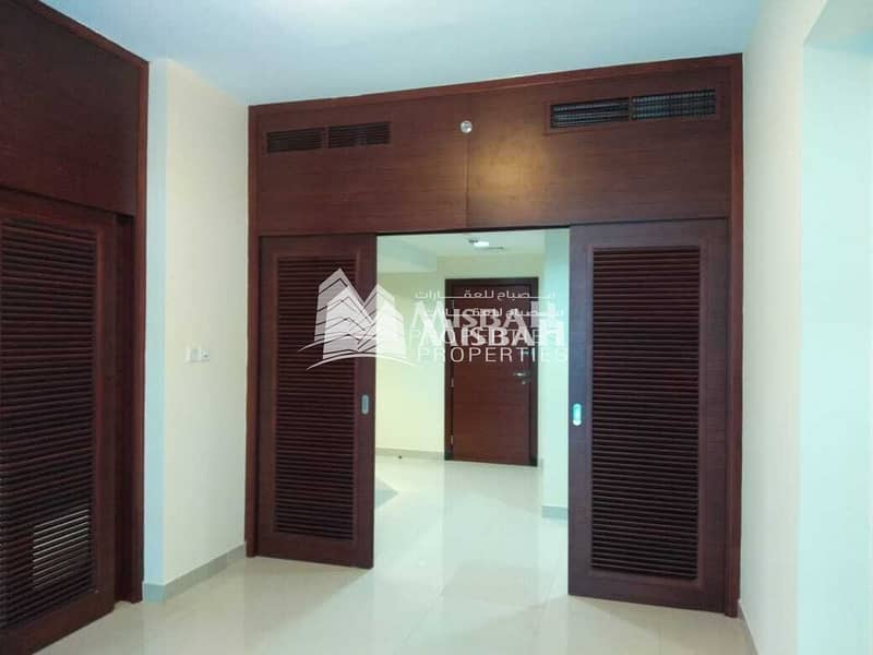 Luxurious Offer 3 Bedroom Apartment With Maids Room Available in Al Barsha Near Mall of Emirates
