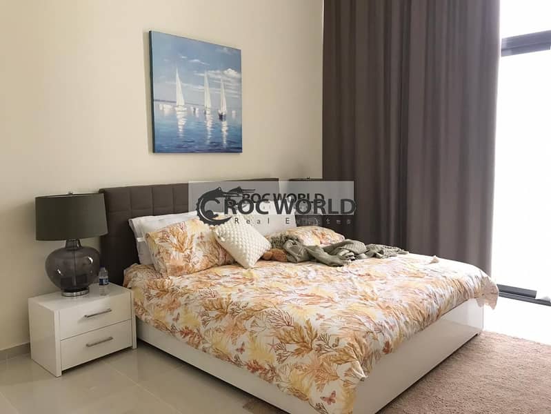 2 Fully Furnished | Stunning Full Lake View Studio Apartment | Chiller Free