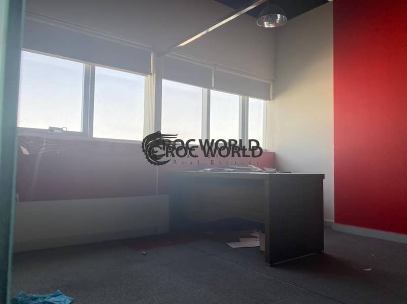 8 Prime Location | Office Space | Near Oasis Mall | Free Month