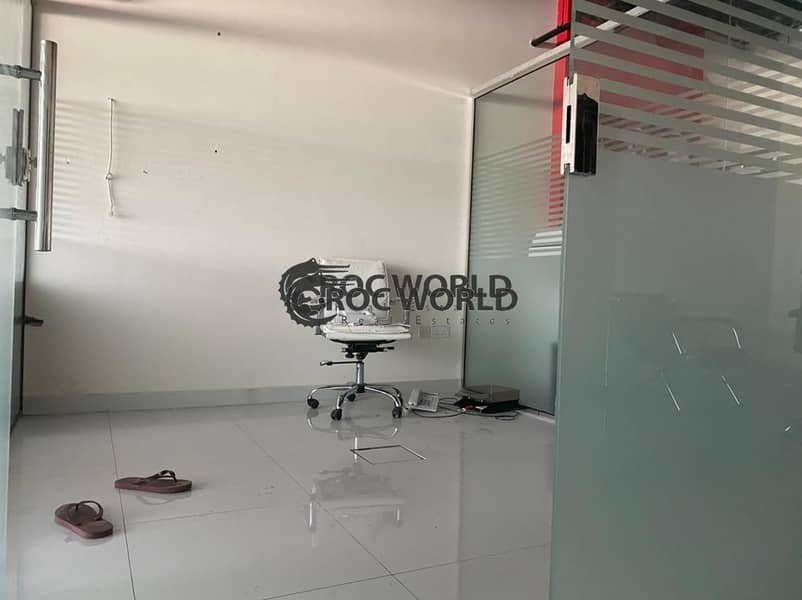 9 Prime Location | Office Space | Near Oasis Mall | Free Month