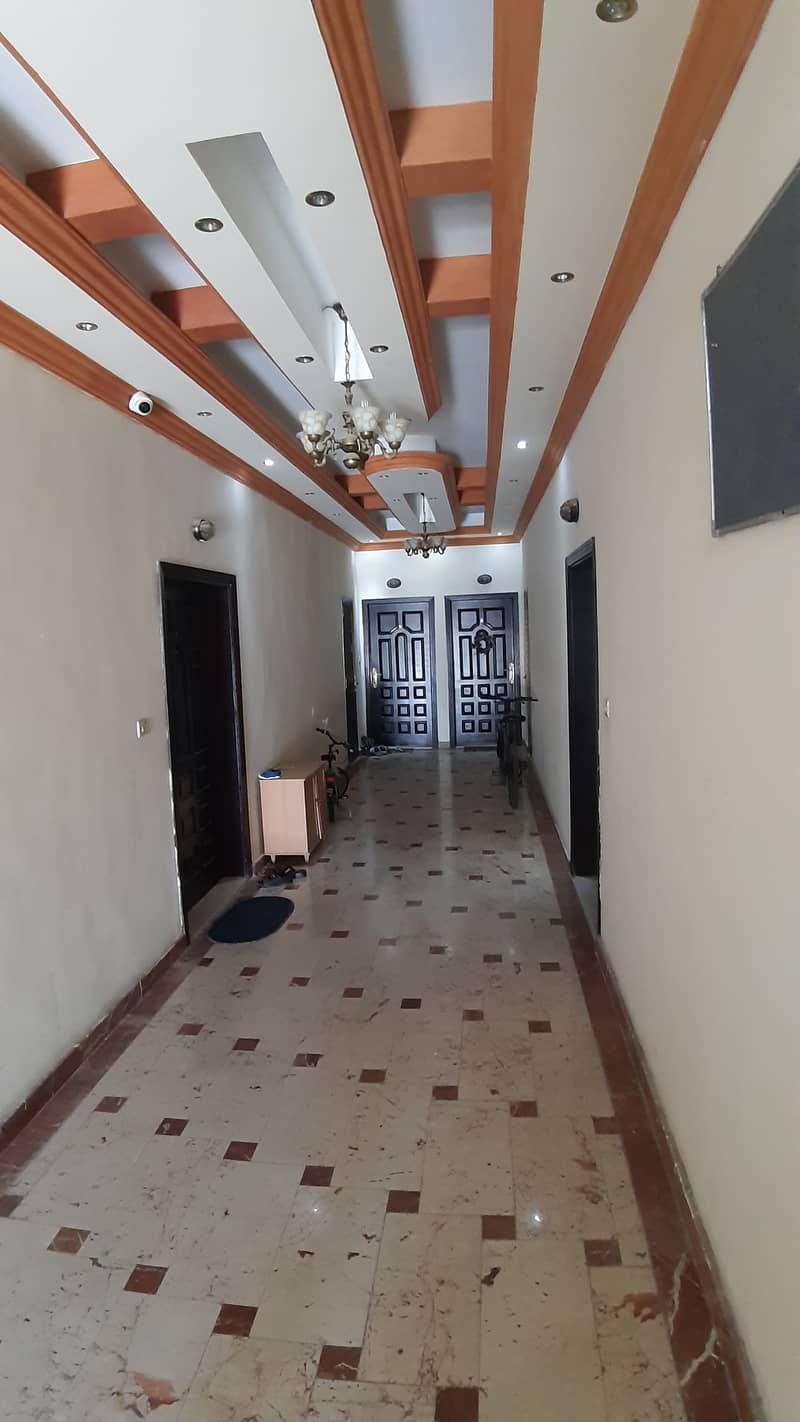 3bhk ground floor flat in khabisi near red crescent