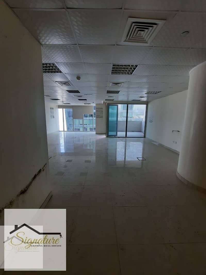 13 Spacious and Fitted Office | with Pantry & Balcony | Prism Tower