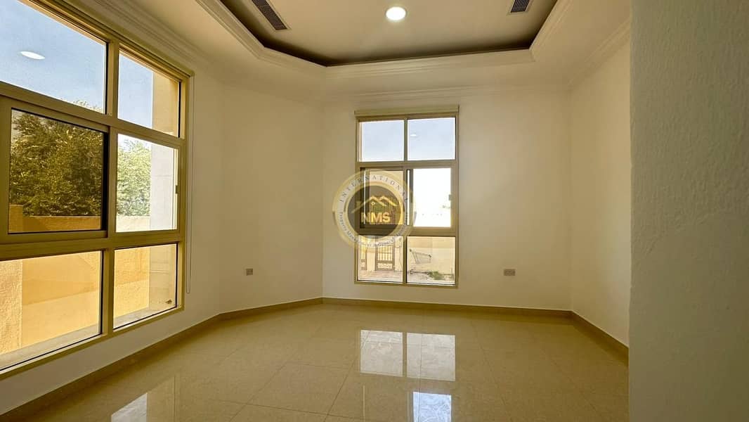 شقة في مدينة خليفة 1 غرفة 45000 درهم - 4709397