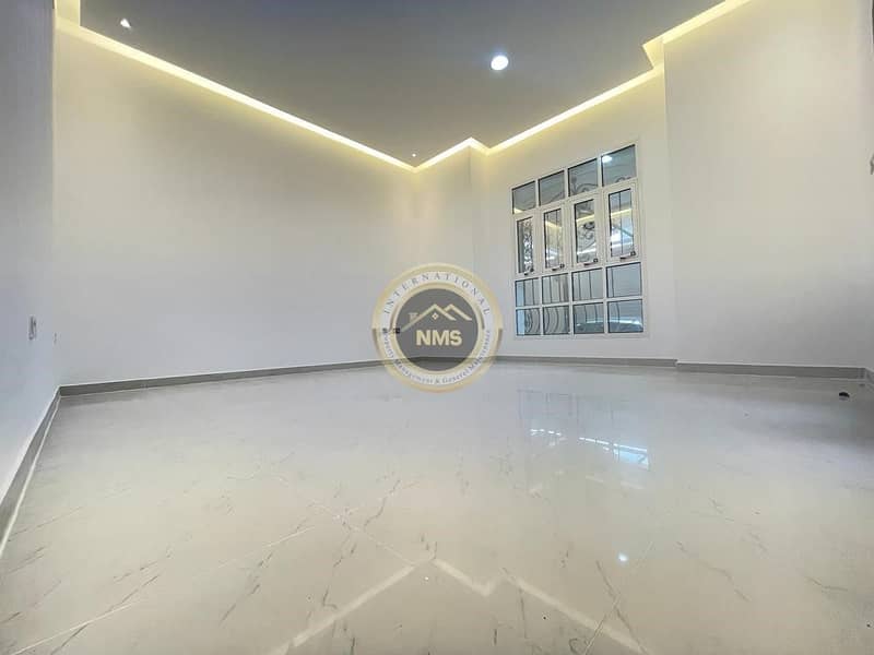 Квартира в Аль Мушриф, 35000 AED - 4726108