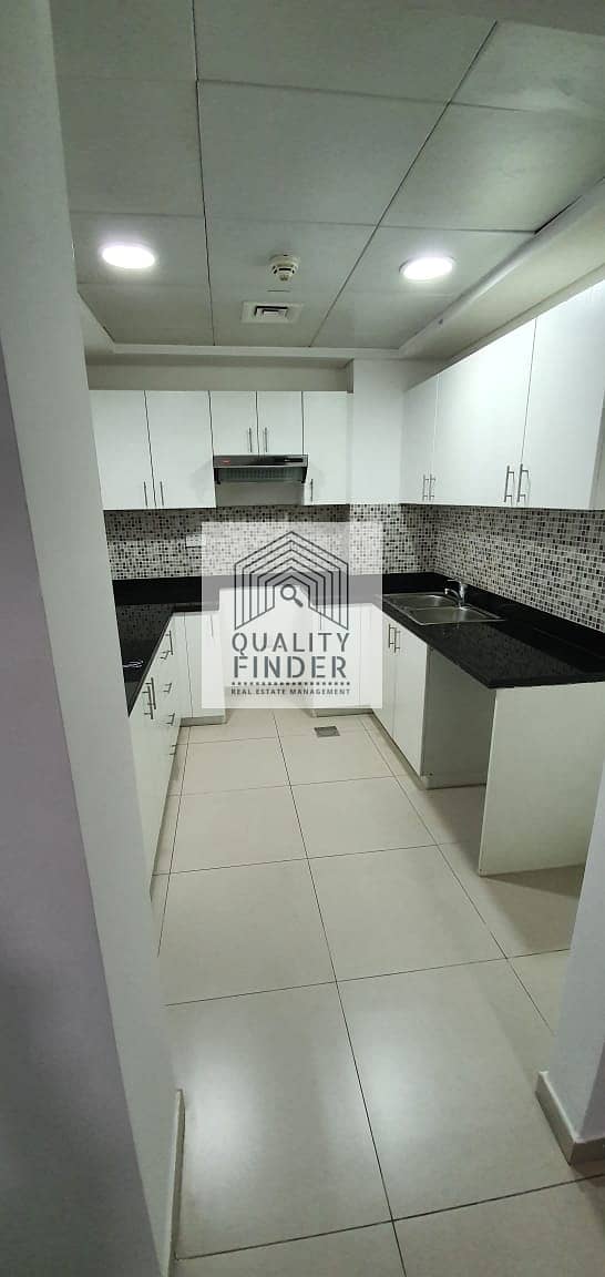 8 Hot Deal | Specious Apt | Big Balcony