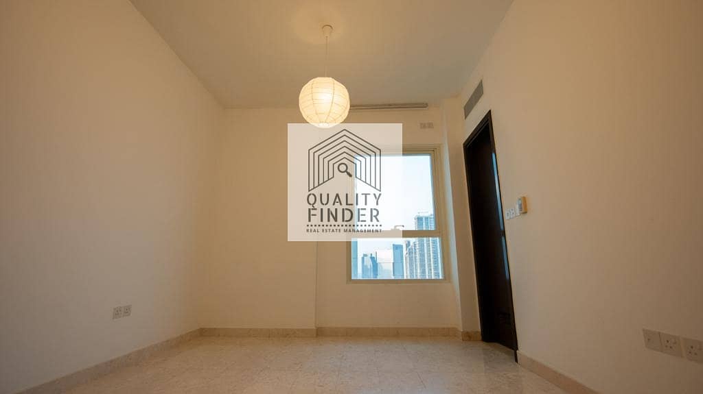 8 Hot Deal |Specious Appartment | With Balcony |