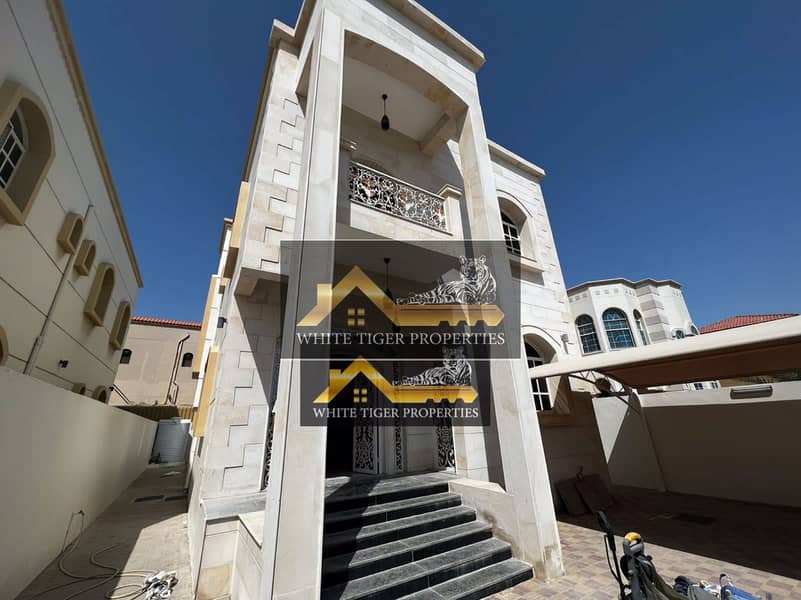 Villas For Rent With Modern Design In Al MOWAIHAT 3