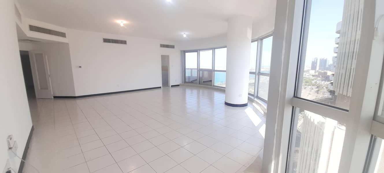 شقة في شارع الكورنيش 4 غرف 120000 درهم - 7524749 شقة في شارع الكورنيش 4 غرف 120000 درهم - 7524749