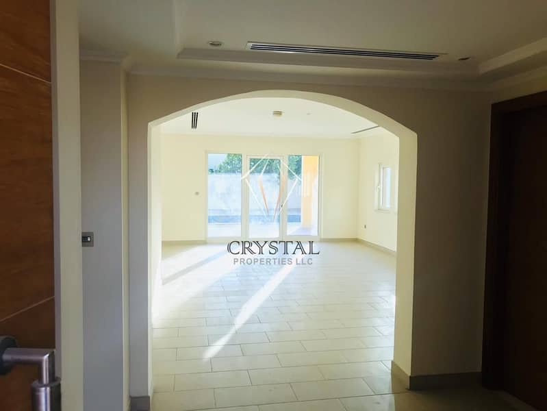 3 Spacious 3br+ Maids Room Villa at Jumeirah Park