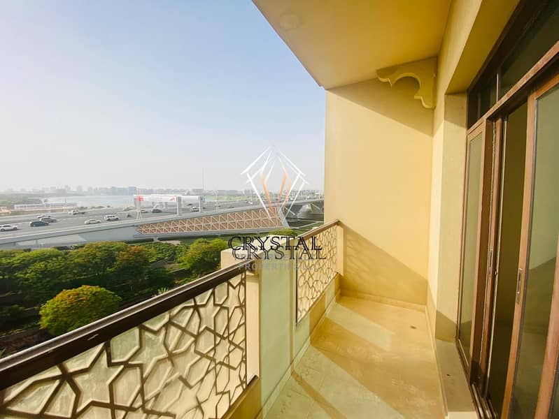 8 Stunning Creek View I 1BR with Balcony  in Niloofar tower