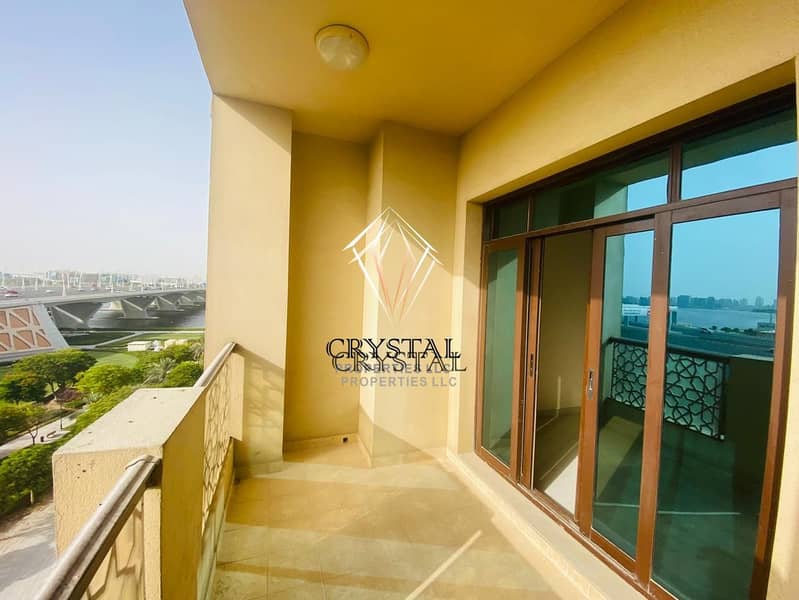 10 Stunning Creek View I 1BR with Balcony  in Niloofar tower