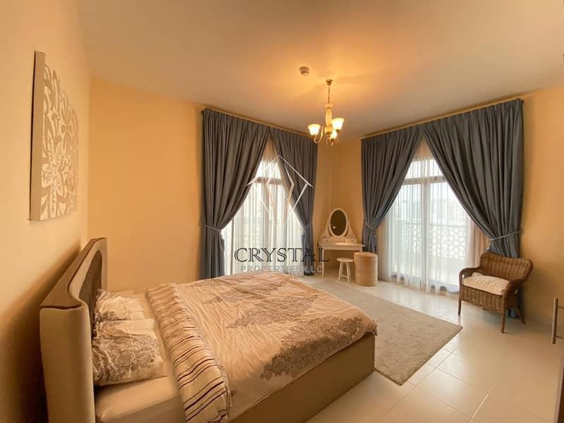 2 Luxury Furnished 1 BR  in Niloofar Tower