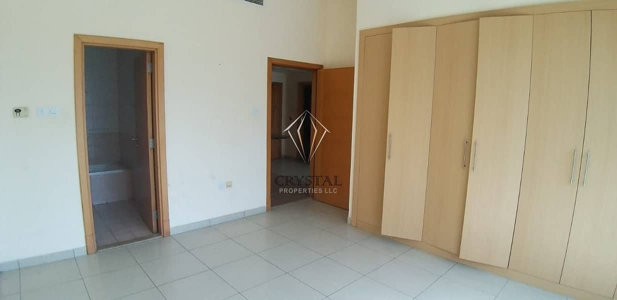2 Nice 1BR for Rent With Marina and szr view