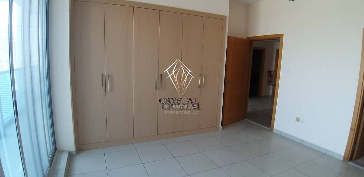 6 1BR with Big Balcony!Emirates hills view
