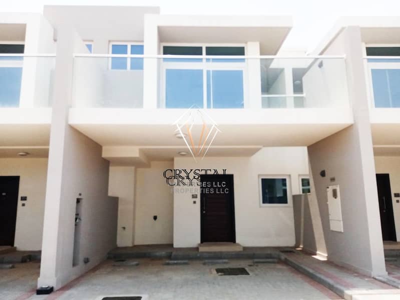 Best  Location | 3BR Townhouse / Rented