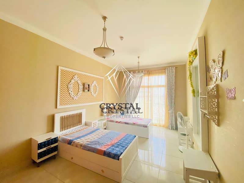 9 Luxury Furnished 2BR + Maid's Room !Park view