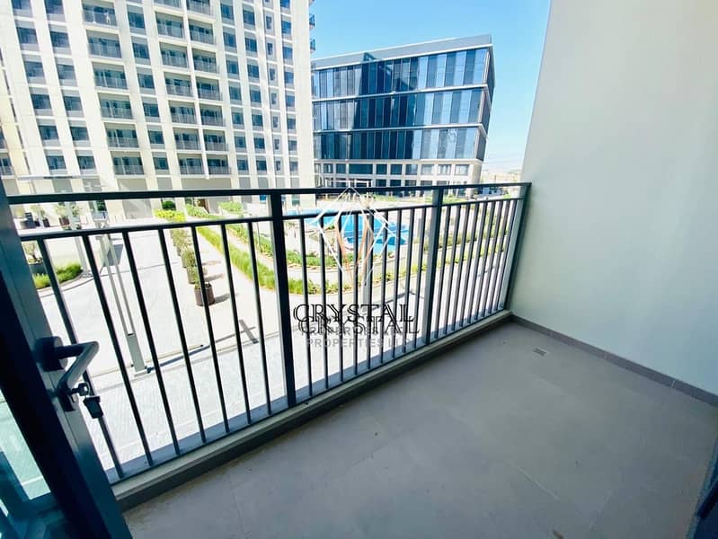 4 Stunning Pool View 1BR Apt