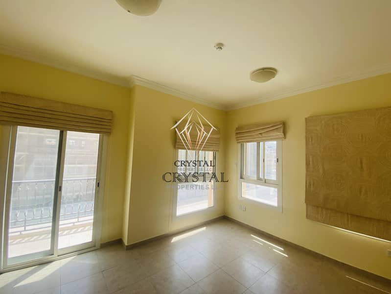 6 Corner  G+2 ! 3BR + Maid's Room with Terrace and Landscape