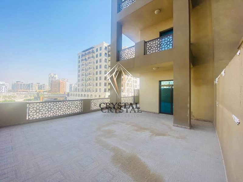1Br with Huge Terrace !Ready to Move in