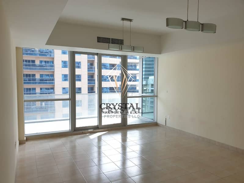 2 Lovely 2 BR Apt | Balcony | The Waves A