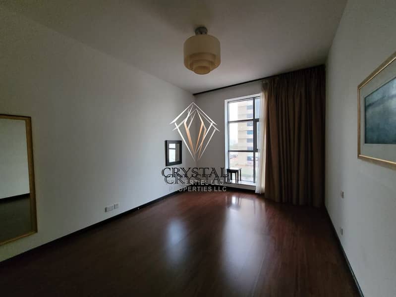 7 Wooden Floor 2 BR  I Chiller Free I Near Metro Station