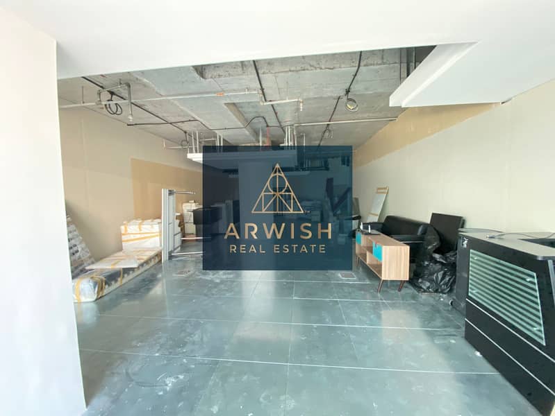Semi-Fitted Office | Community View | Prime Location Semi-Fitted Office | Community View | Prime Location