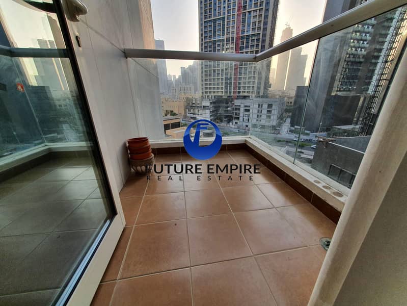16 Full Burj Khalifa View | Ready To Move | Multiple Cheques