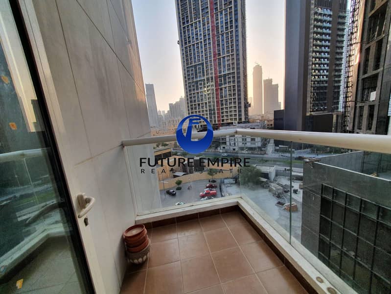 18 Full Burj Khalifa View | Ready To Move | Multiple Cheques